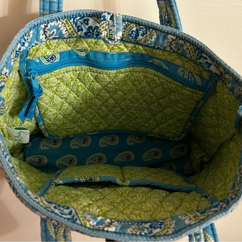 Vera Bradley Paisley Bag - Picture 4 of 8